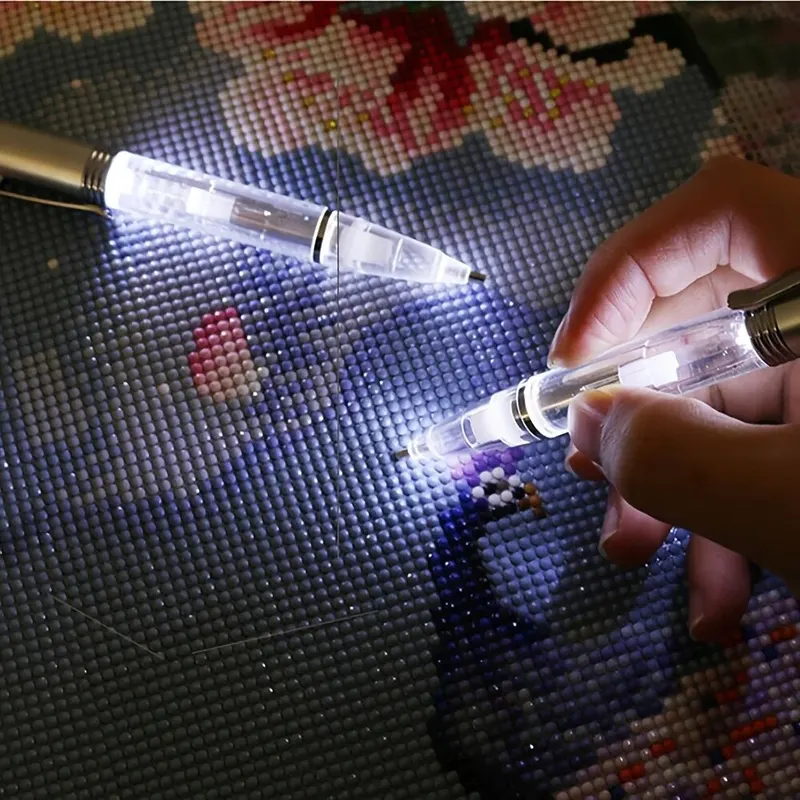 Embroidery Computer - LED 라이트 다이아몬드 페인팅 펜 1개,