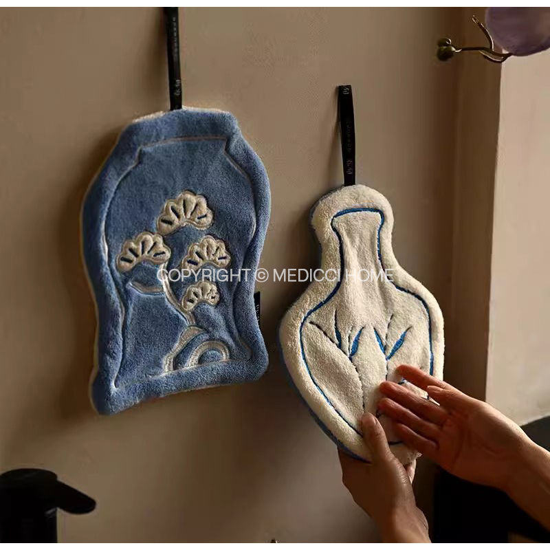 메디치 홈 일본 소나무 자수 핸드 타올, 빈티지 독특한 - Embroidery Unique Design 리뷰 및 가격